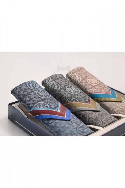            Férfi zsebkendő szett díszdobozban - 3 db